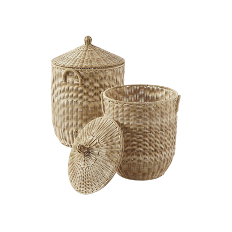 Woven large and medium baskets in a natural finish.